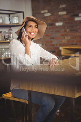 Casual businesswoman using her phones