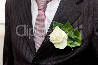 Flower arrangements for groom