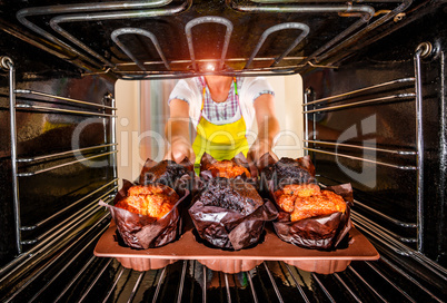 Baking muffins in the oven