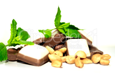 Chocolate, mint and peanuts