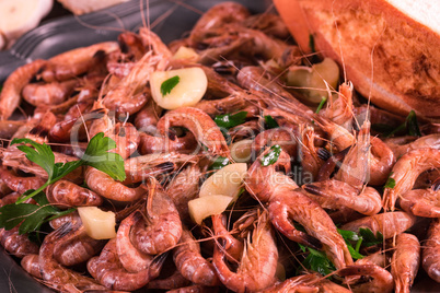 North Sea shrimps with garlic