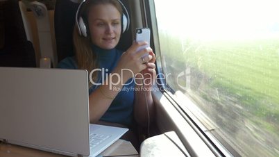 She is never bored during the trip