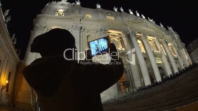 Using pad to shoot photos of night St. Peters Basilica