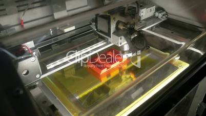 3D printer making letter E