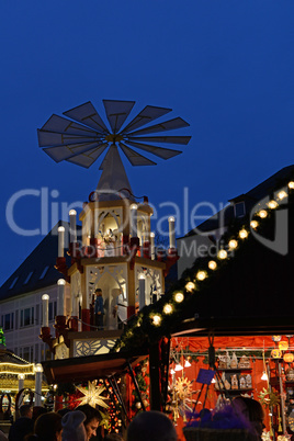 Weihnachtspyramide in Darmstadt