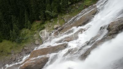 Bach am Grawa-Wasserfall