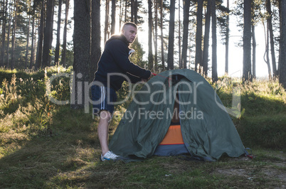 Man fix tent