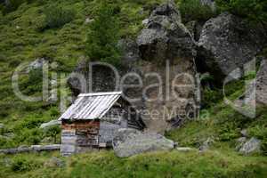 Hütte im Gebirge