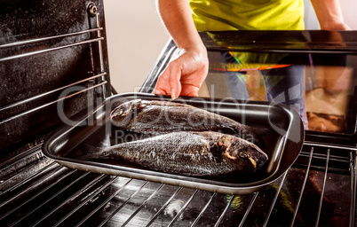 Cooking Dorado fish in the oven.