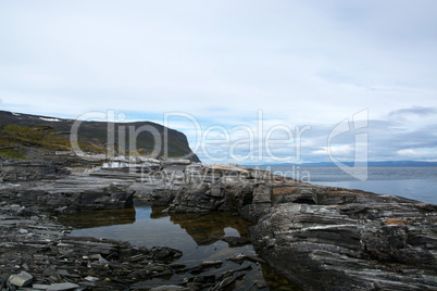 Küste am Porsangerfjord, Norwegen