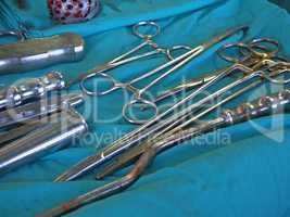 Surgery instruments in surgery