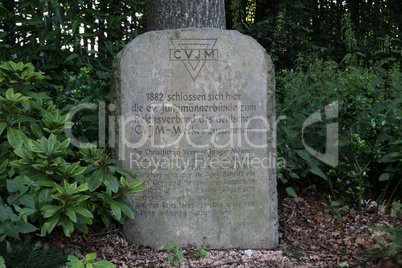 Gedenkstein Gründung CVJM am Hermannsdenkmal