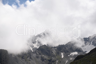 Wolken im Gebirge Wolken im Gebirge