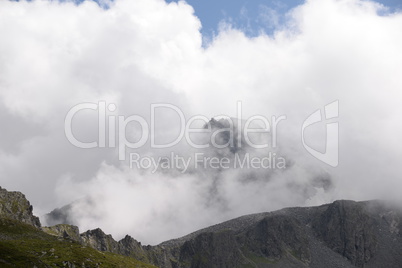 Wolken im Gebirge