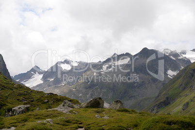 Wolken im Gebirge