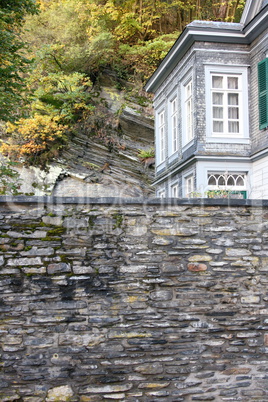 Wall House