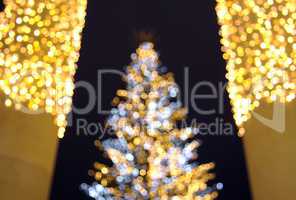 Weihnachtsbaum im Lichterglanz, blurred