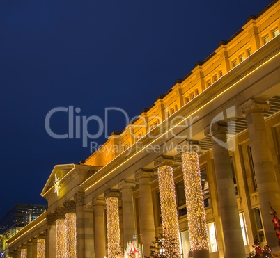 Festliche Weihnachtsbeleuchtung in Stuttgart