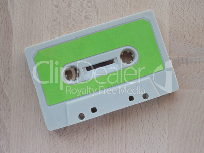 Tape cassette