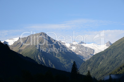 Blick zum Zuckerhütl, Stubaier Alpen