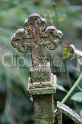 Grabeinfassung auf dem alten Friedhof Schwerin