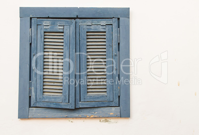 beautiful vintage shutters