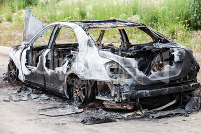 Arson fire burnt wheel car vehicle junk