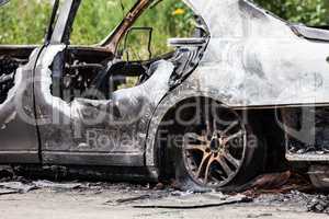 Arson fire burnt wheel car vehicle junk