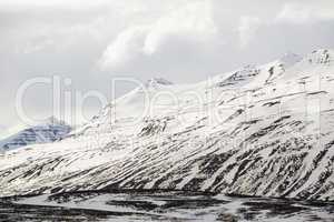 Snowy volcano mountain landscape in Iceland