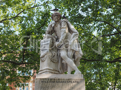 Shakespeare statue in London