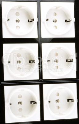 Many Wall Outlet