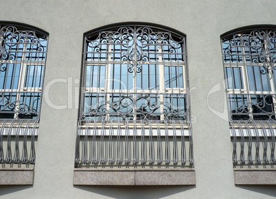 windows of building with grid
