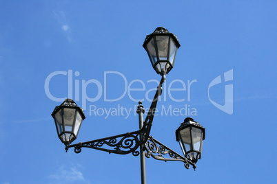 Street lamp