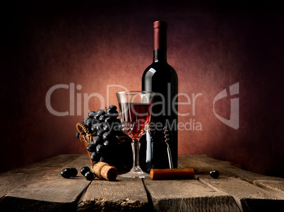 Grape in basket with wine
