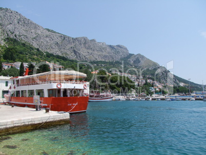Hafen in Omis - Kroatien -Dalmatien