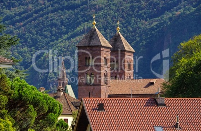 Bozen Herz-Jesu-Kirche - Bolzano Chiesa del Sacro Cuore 01