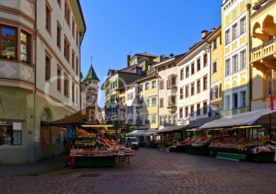 Bozen Obstmarkt - Bolzano fruit market 01