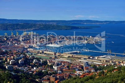 Triest von oben - Trieste aerial view 01