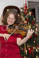 Frau spielt Violine, woman plays violin