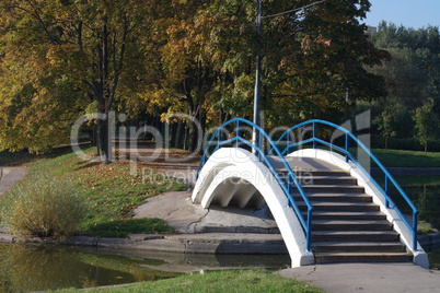 park in gold fall