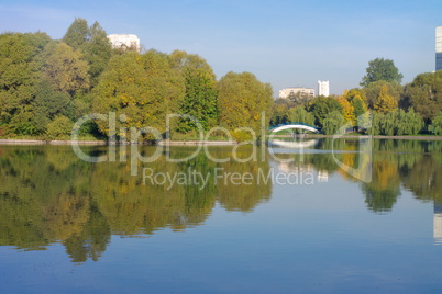 summer in city park