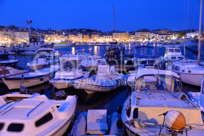 Boote bei Rovinj, abends