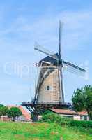 Historische holländische Windmühle