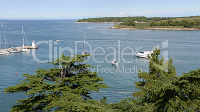 Boote bei Novigrad, Istrien, Kroatien