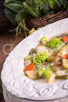 green cauliflower vegetable soup