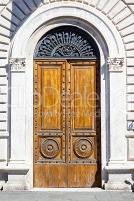 Door Siena