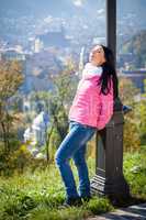 Young woman posing outdoor in autumn.