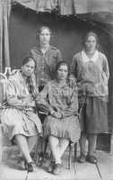 Retro photo four girls, 1937