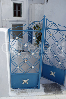 door in small greece village exo gonia on santorini