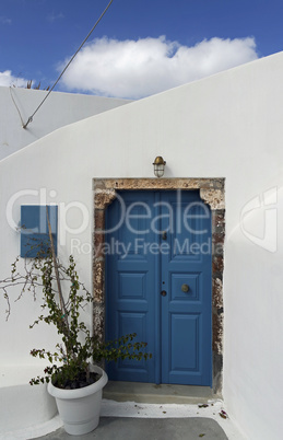 door in small greece village exo gonia on santorini